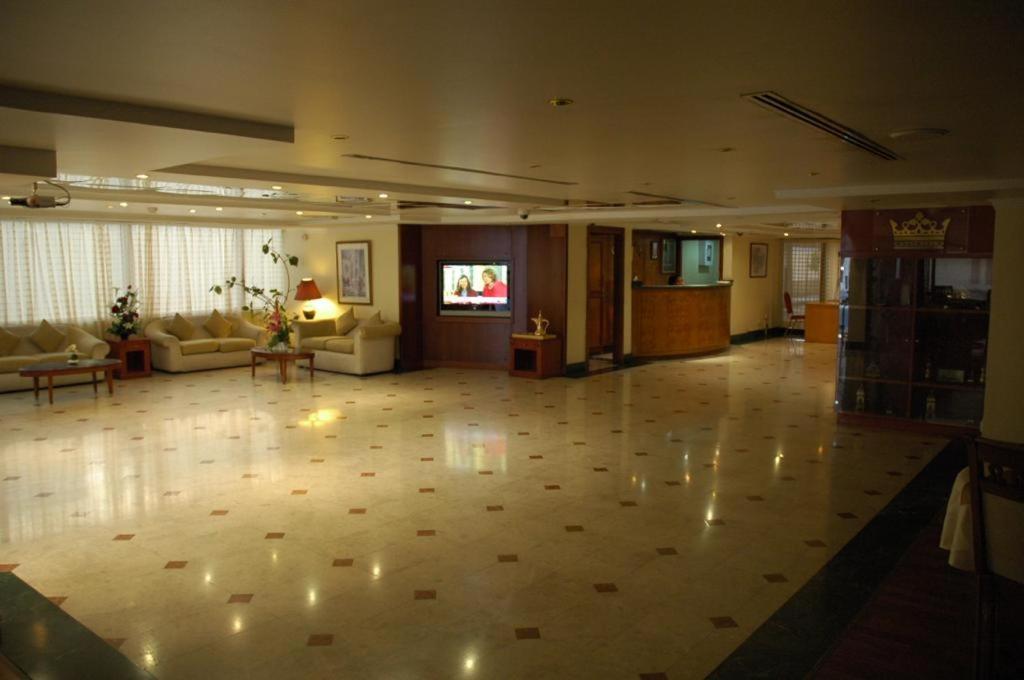 London Crown 2 Hotel Apartments Dubaj Zewnętrze zdjęcie